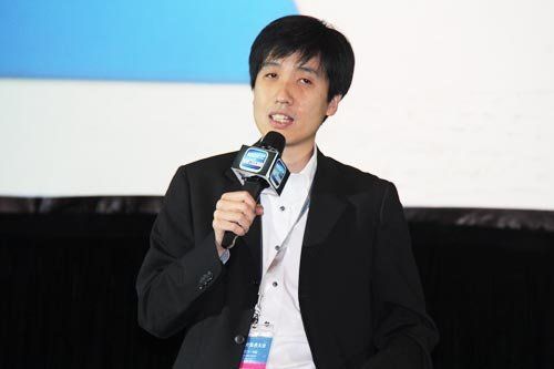 顽石互动(北京)网络科技有限公司首席执行官吴刚出席了本届页游峰会